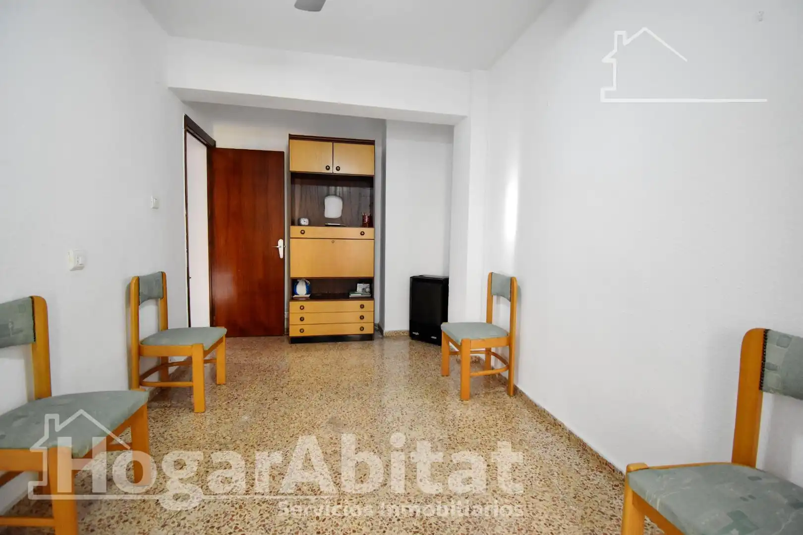 Sala de estar de Piso en venta en Oliva con Terraza, Amueblado y Balcón