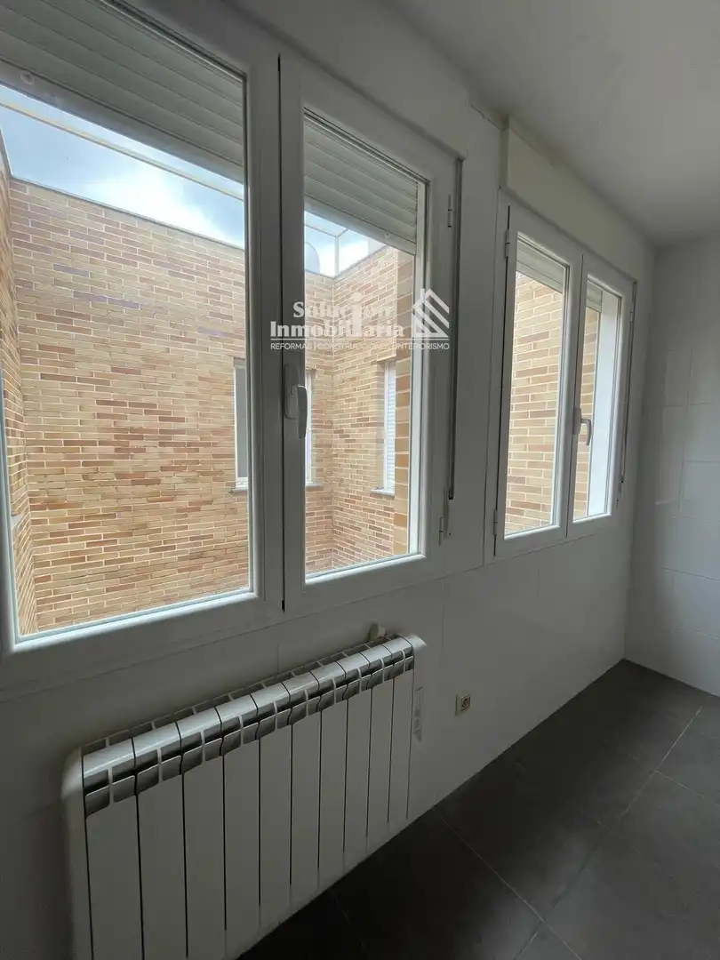 Attic for sale in Ledesma  with Heating, Terrace and Furnished
