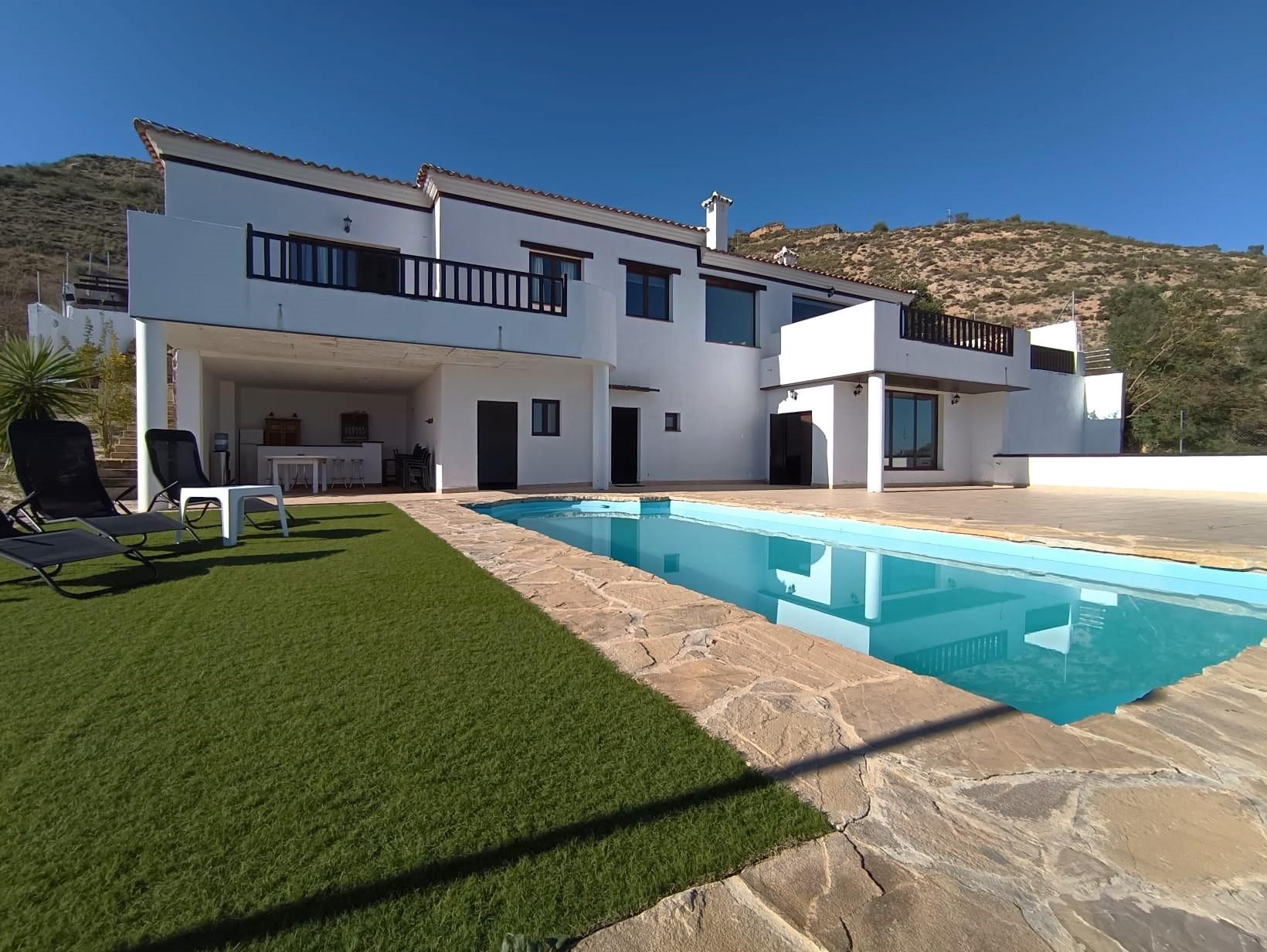 Swimming pool of House or chalet to rent in Antequera  with Heating, Private garden and Terrace