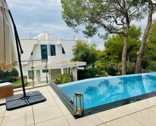 Swimming pool of House or chalet to rent in Marbella  with Air Conditioner, Terrace and Swimming Pool