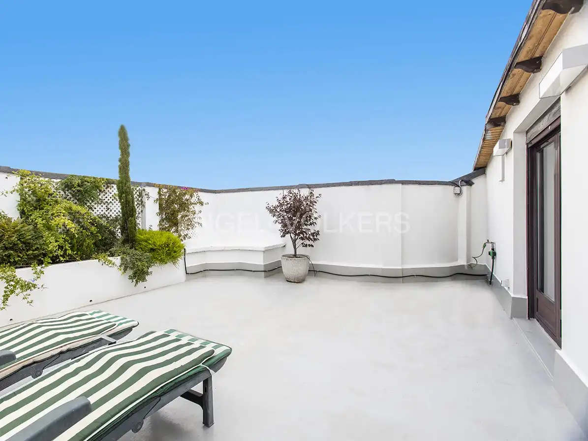 Terraza de Ático en venta en Gijón  con Calefacción, Parquet y Terraza