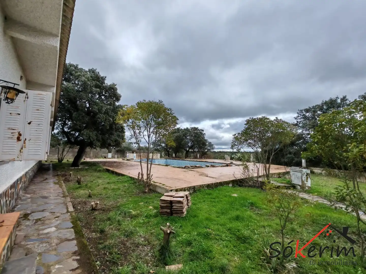 Piscina de Piso en venta en San Román de los Montes con Calefacción, Jardín privado y Terraza