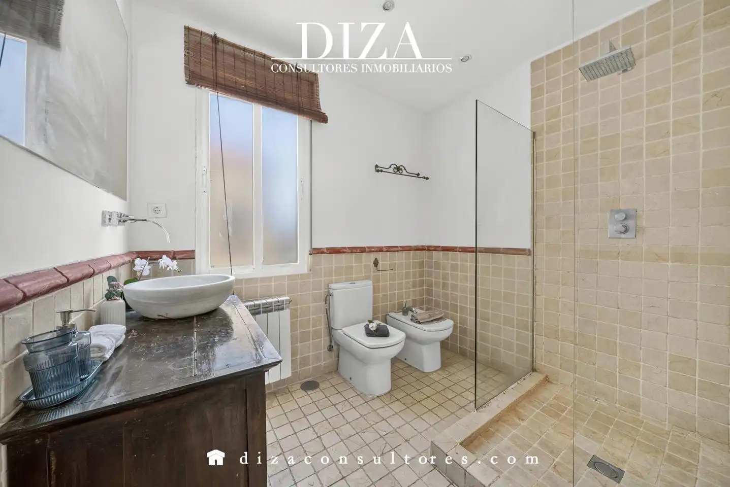 Baño de Ático en venta en Madrid con Aire acondicionado, Calefacción y Terraza