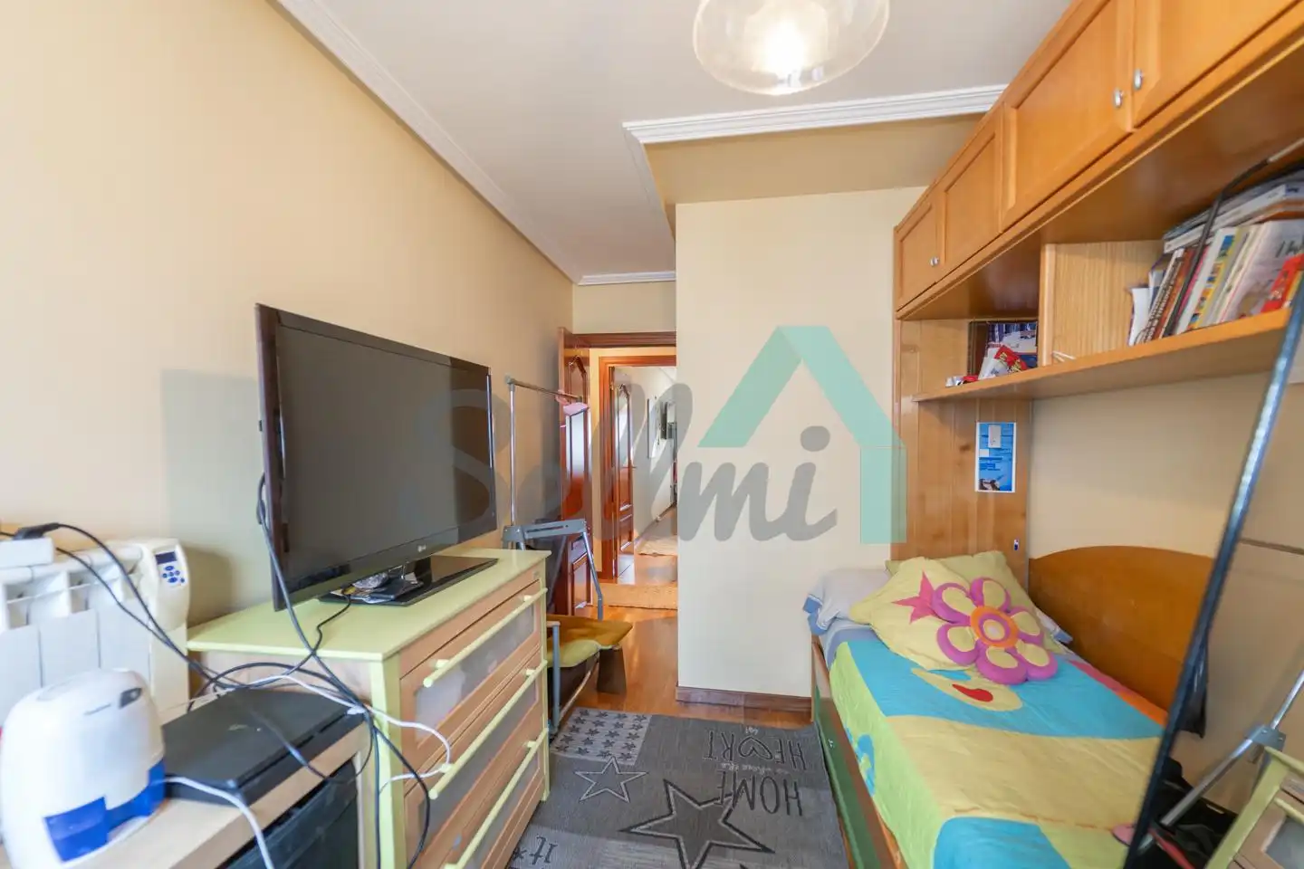 Bedroom of Flat for sale in Oviedo   with Heating, Parquet flooring and Storage room