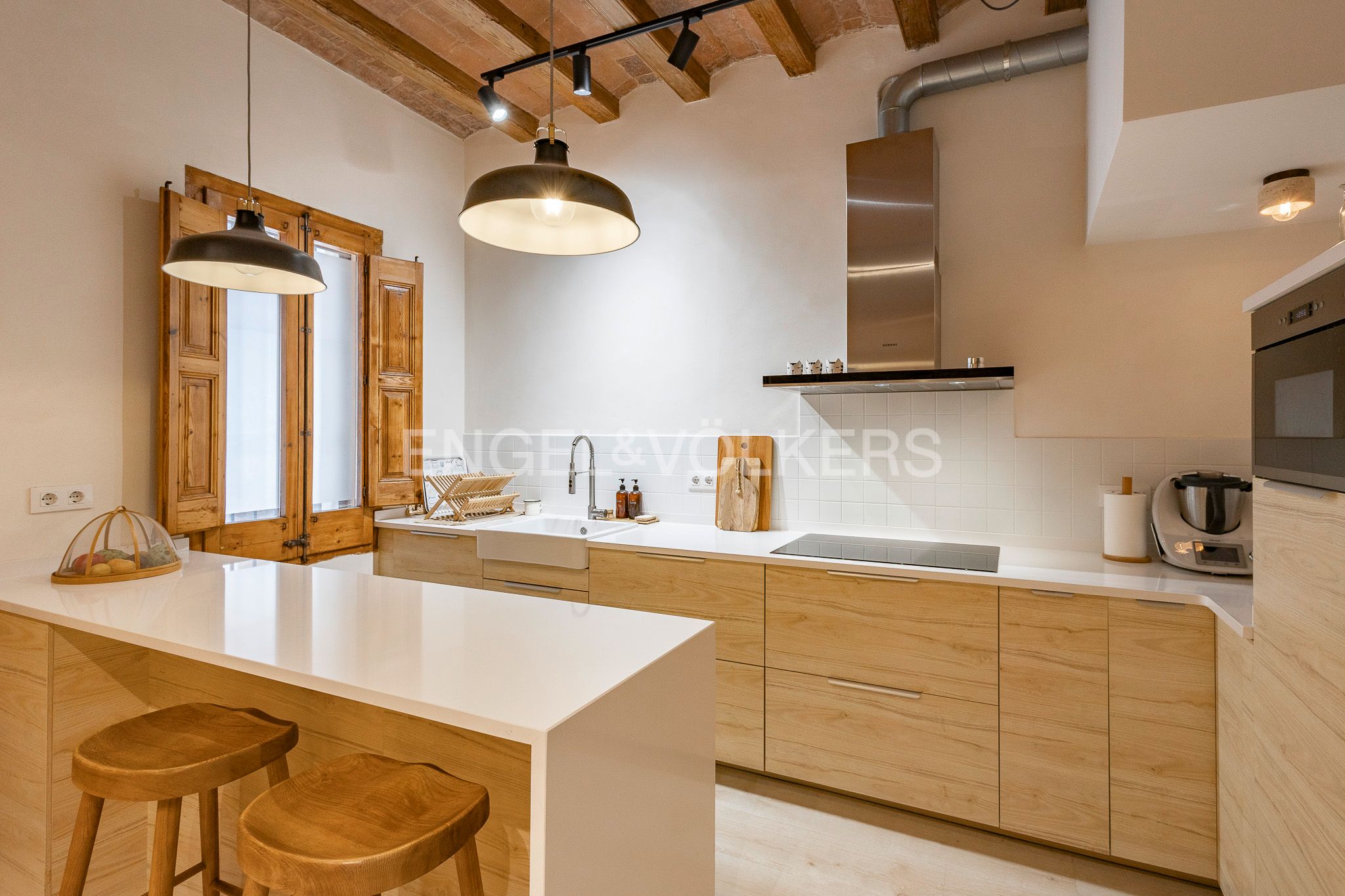 Kitchen of House or chalet for sale in Sant Boi de Llobregat  with Air Conditioner, Heating and Private garden