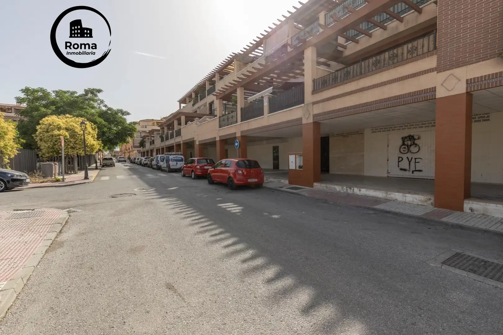 Vista exterior de Pis en venda en Atarfe amb Calefacció i Terrassa