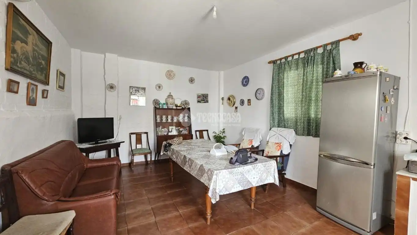 Casa aparellada amb terrassa en venda a Villanueva del Ariscal, imagen 12