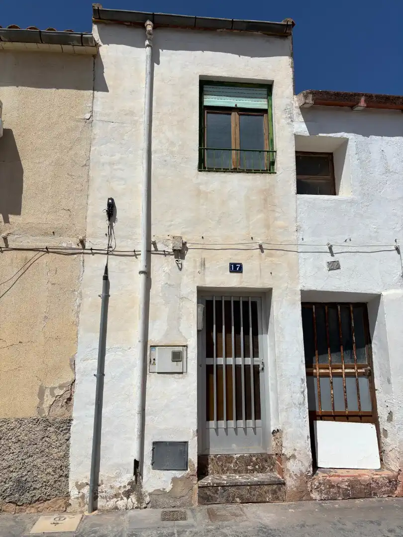 House for sale in Calle Montecarlo 17