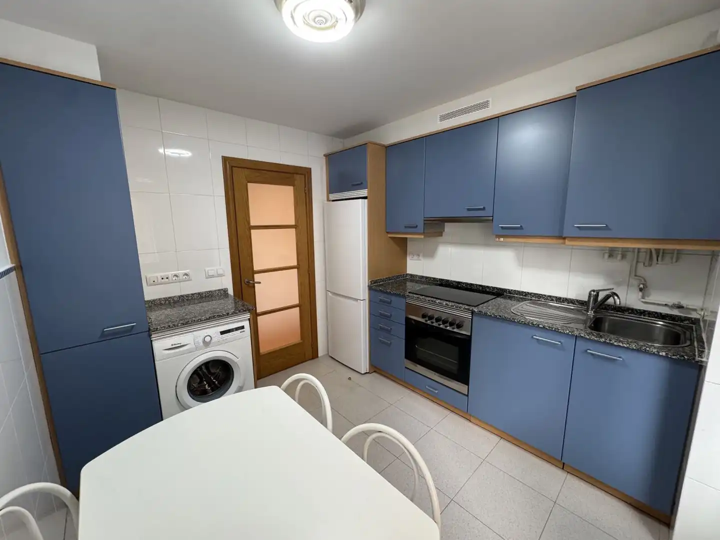 Cocina de Piso de alquiler en Culleredo con Calefacción y Trastero