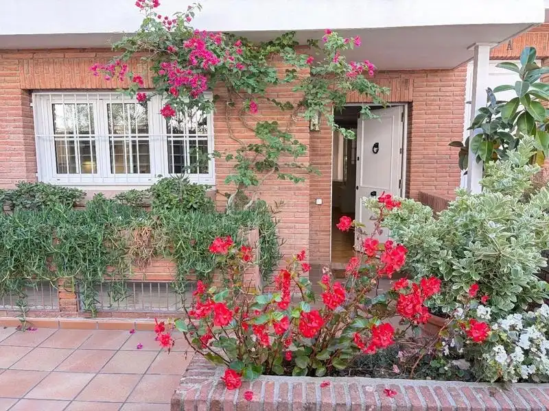 Casa amb terrassa en venda a Carrer de Sant Gervasi de Cassoles 65