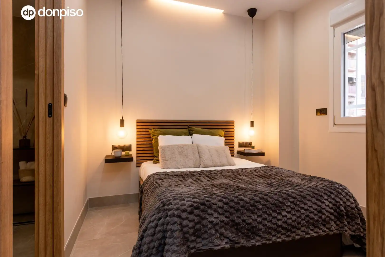 Schlafzimmer von Wohnungen zum Verkauf in Granada mit Klimaanlage und Heizung