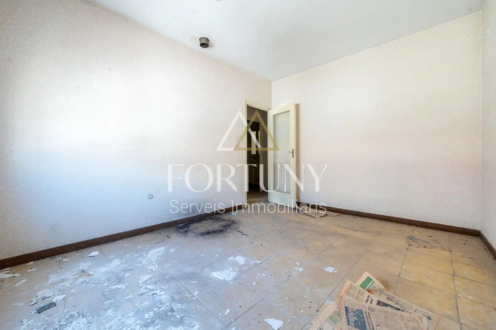 Edificio en venta en TORRES JORDI, L'Espluga de Francolí