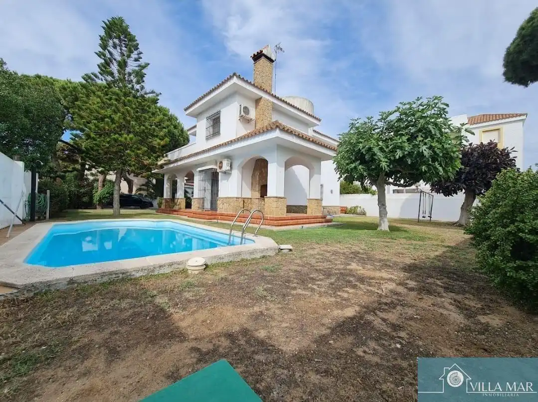 Jardí de Casa o xalet en venda en Rota amb Piscina
