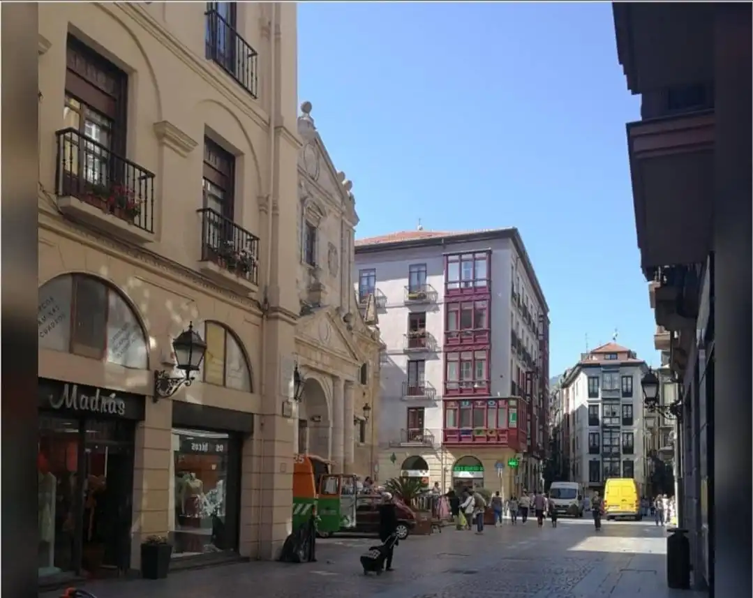 Piso con terraza en venta en Calle PORTAL DE ZAMUDIO, imagen 35