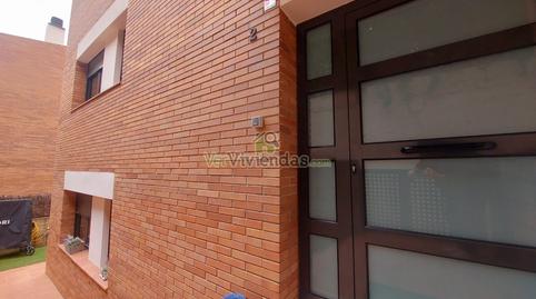 Foto 2 de Casa adosada en venda a Avinguda Vall del Sol, 7, Vallirana, Barcelona