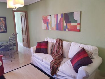 Penthouse with balcony for sale in Calle del Lago Constanza