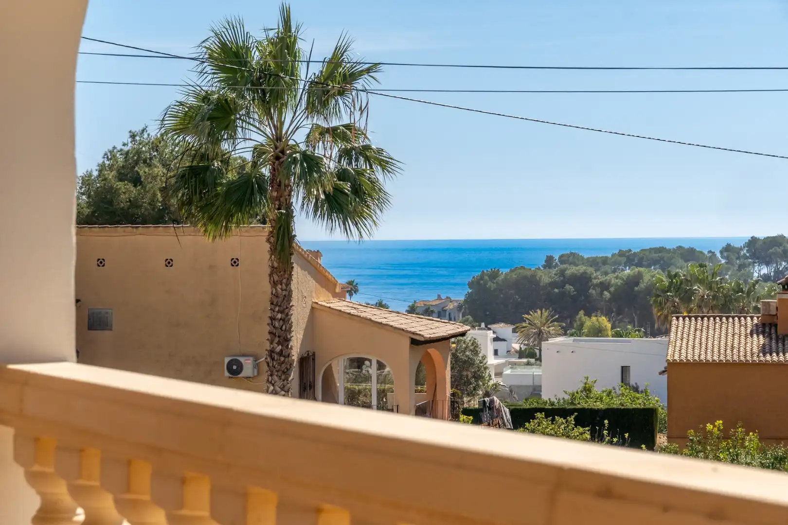 Außenansicht von Haus oder Chalet zum Verkauf in Moraira mit Klimaanlage
