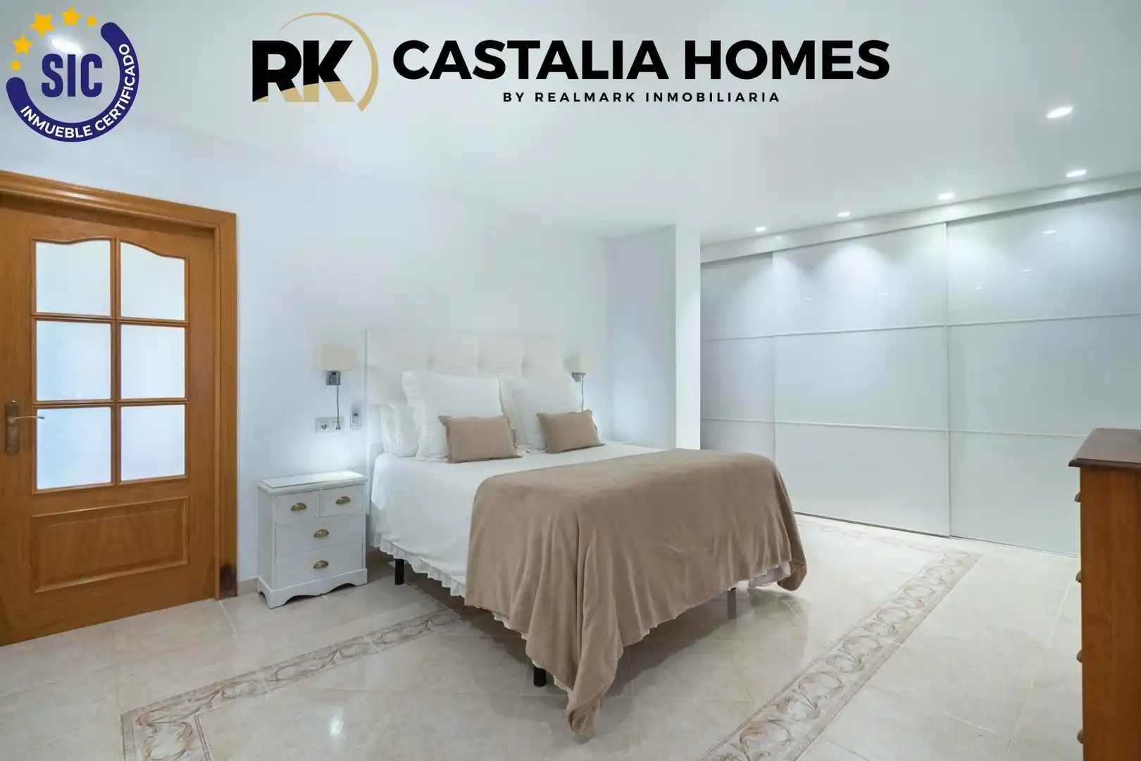 Schlafzimmer von Einfamilien-Reihenhaus zum Verkauf in Castellón de la Plana / Castelló de la Plana mit Klimaanlage, Privatgarten und Terrasse