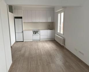 Cuina de Apartament de lloguer en  Lleida Capital amb Aire condicionat, Calefacció i Parquet