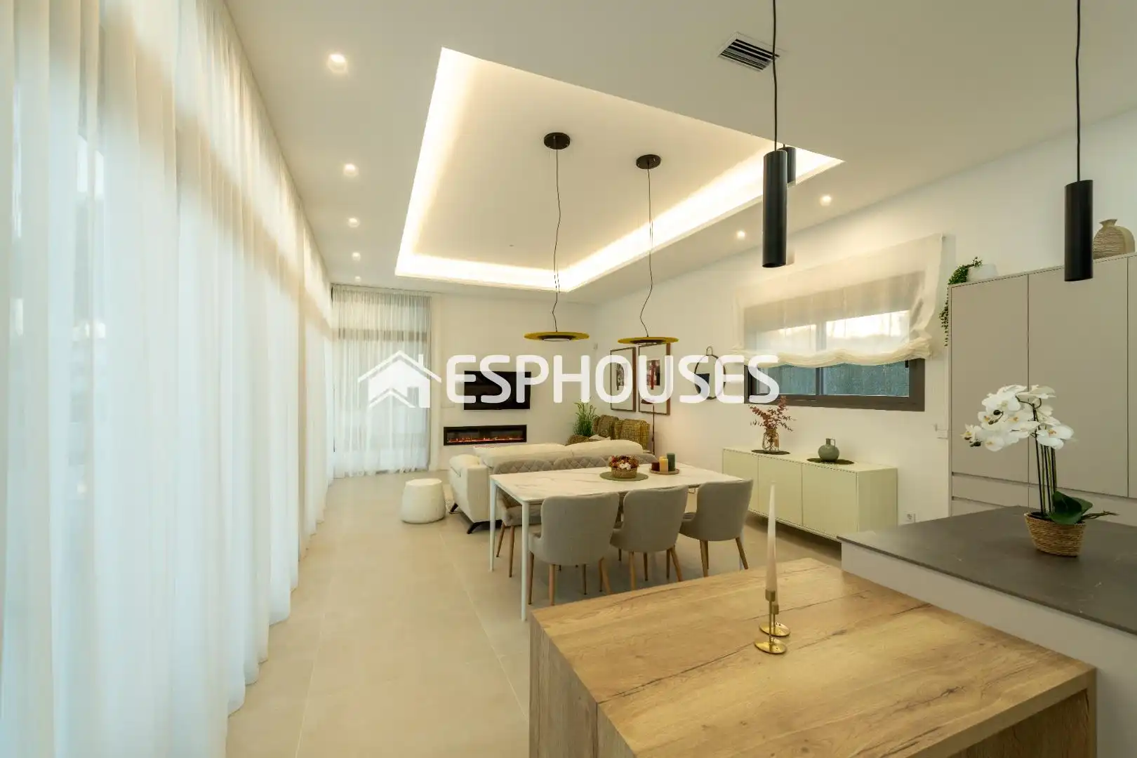 Sala de estar de Casa o chalet en venta en Pilar de la Horadada con Terraza, Piscina y Balcón
