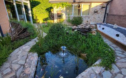 Jardí de Casa o xalet en venda en Ávila Capital amb Terrassa