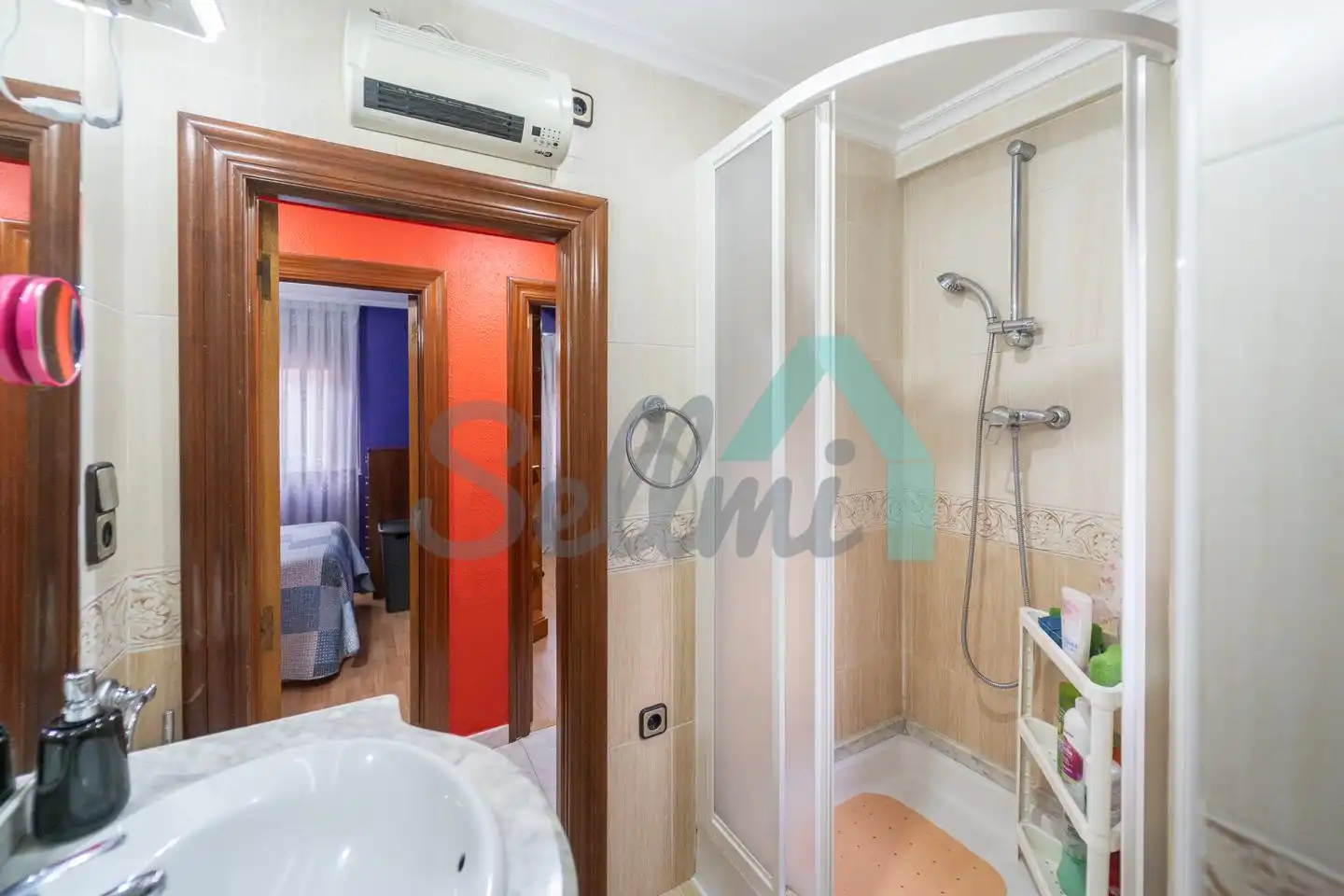 Baño de Piso de alquiler en Mieres (Asturias) con Calefacción y Amueblado