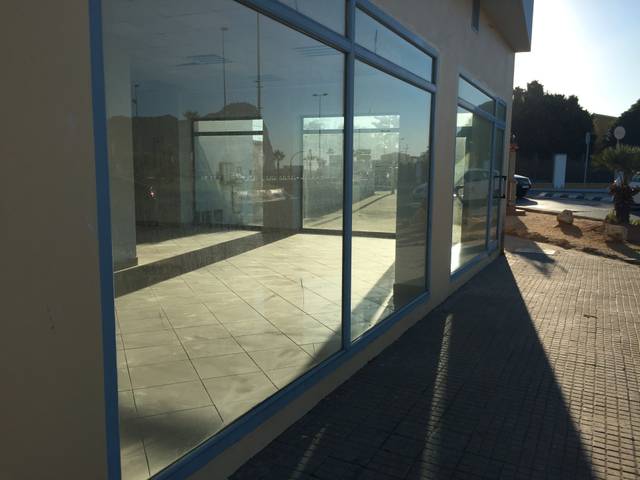 Local comercial en Alquiler en Avenida de España en Mondejar - Junquillos