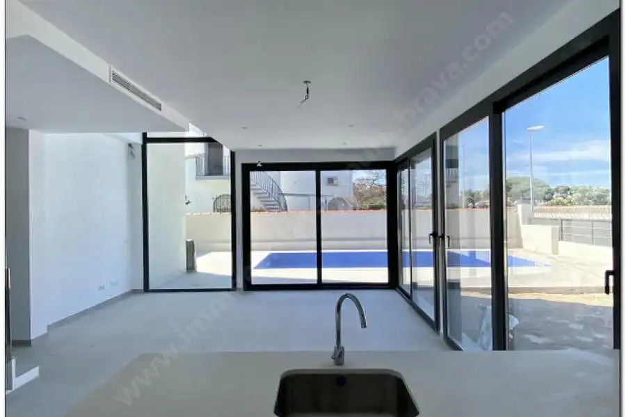 Villa zum Verkauf in Requesens, imagen 8
