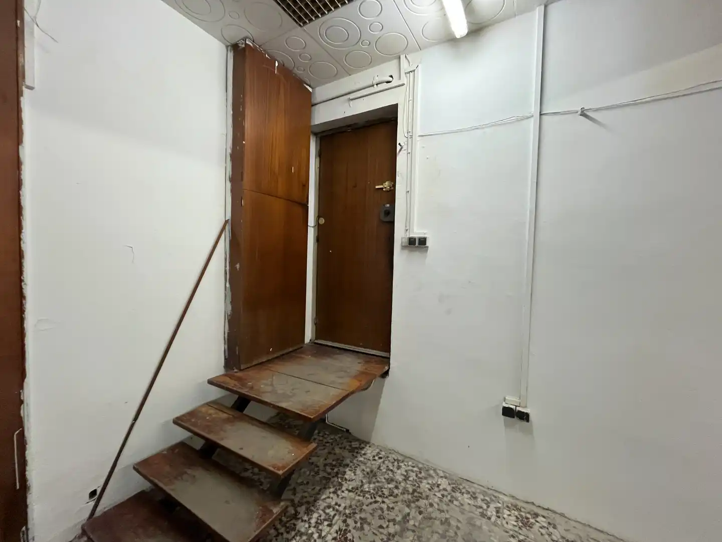 Local en venda en Barcelona amb Internet i Alarma