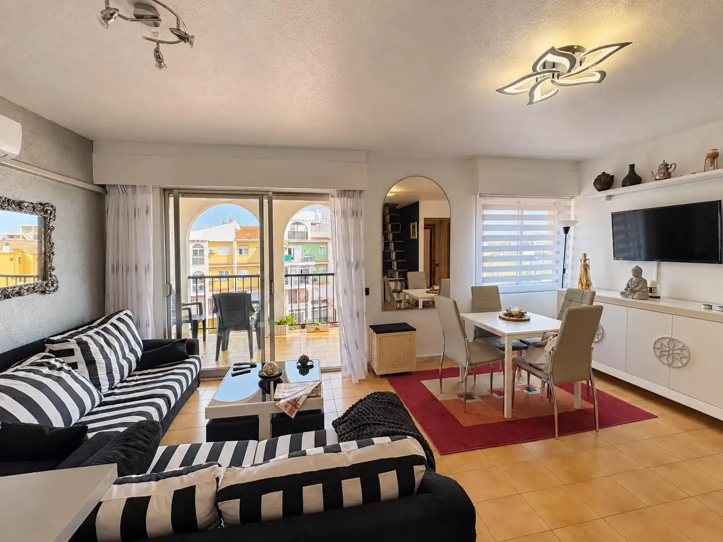 Living room of Apartments for sale in Playa del Acequión, Náufragos y Rocío del Mar
