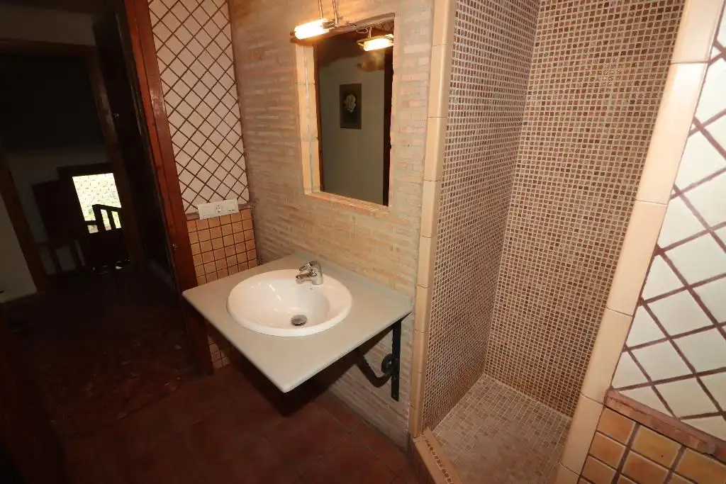 Casa rústica amb piscina en venda a Avinguda Bolot, imagen 33