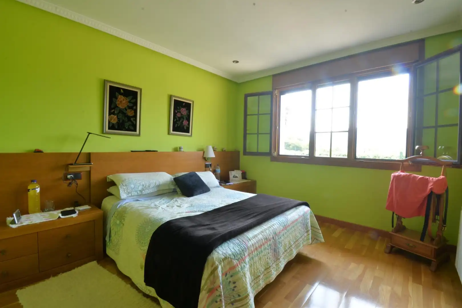 Habitación de Casa o chalet en venta en Oviedo  con Calefacción, Jardín privado y Terraza