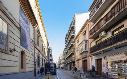 Exterior view of Flat for sale in  Granada Capital  with Terrace and Balcony