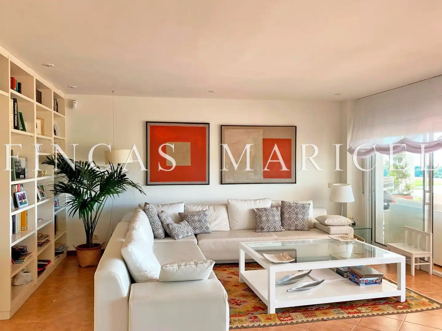Sala de estar de Casa o chalet en venta en Sitges con Aire acondicionado, Calefacción y Jardín privado