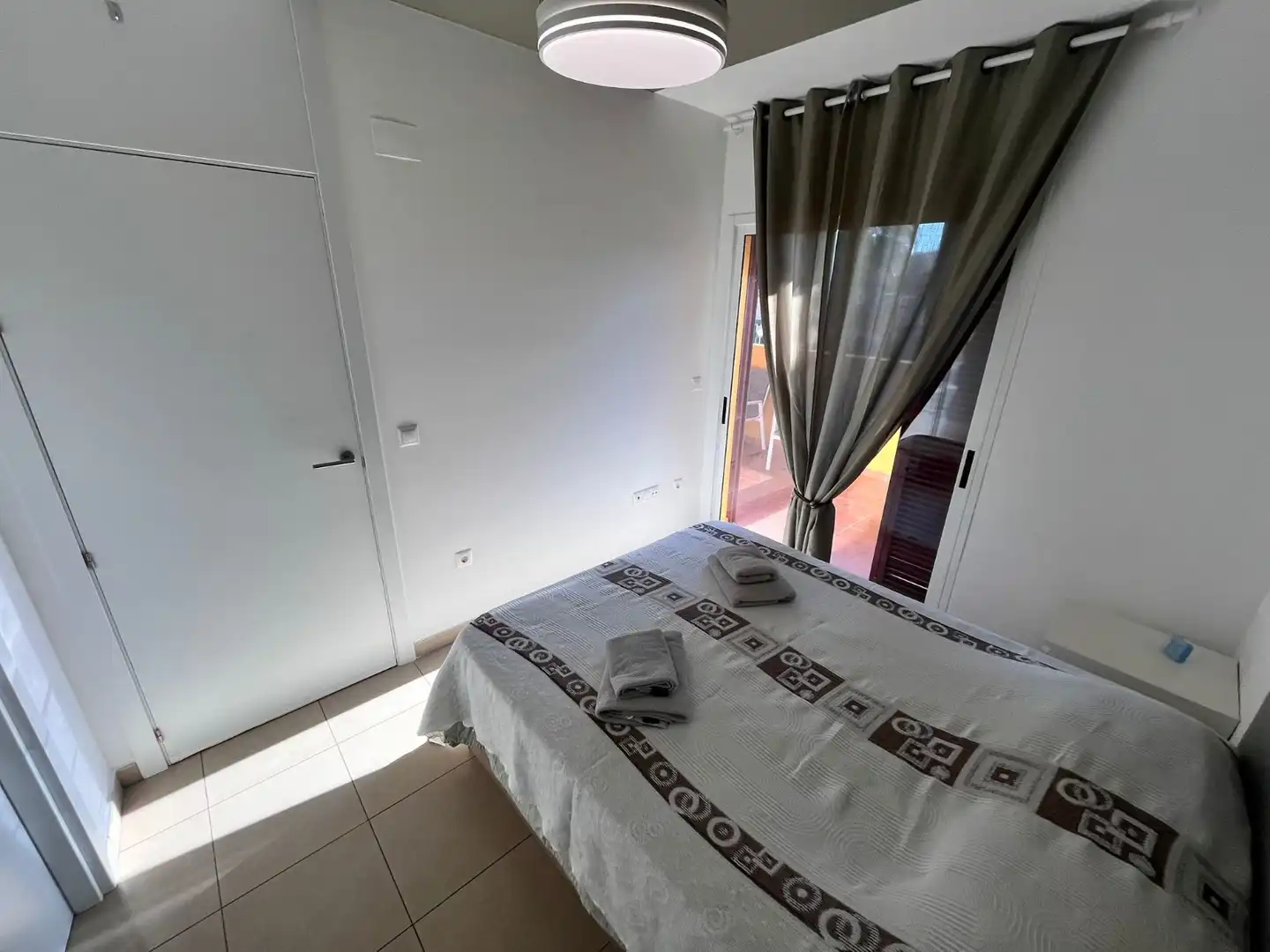 Habitación de Apartamento en venta en Orihuela con Aire acondicionado, Terraza y Piscina