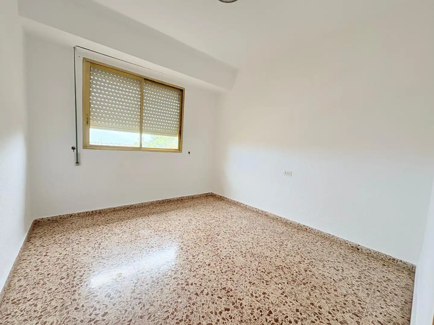 Schlafzimmer von Wohnung zum Verkauf in Sedaví mit Balkon