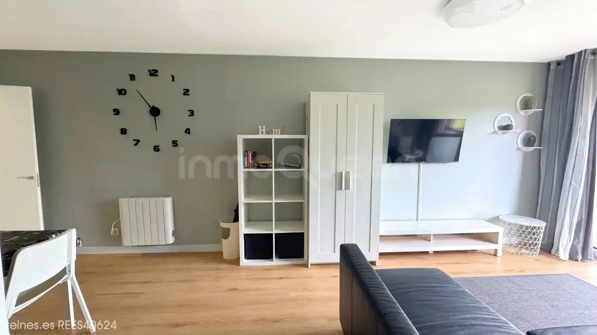 Sala d'estar de Pis en venda en Bareyo amb Calefacció, Terrassa i Moblat