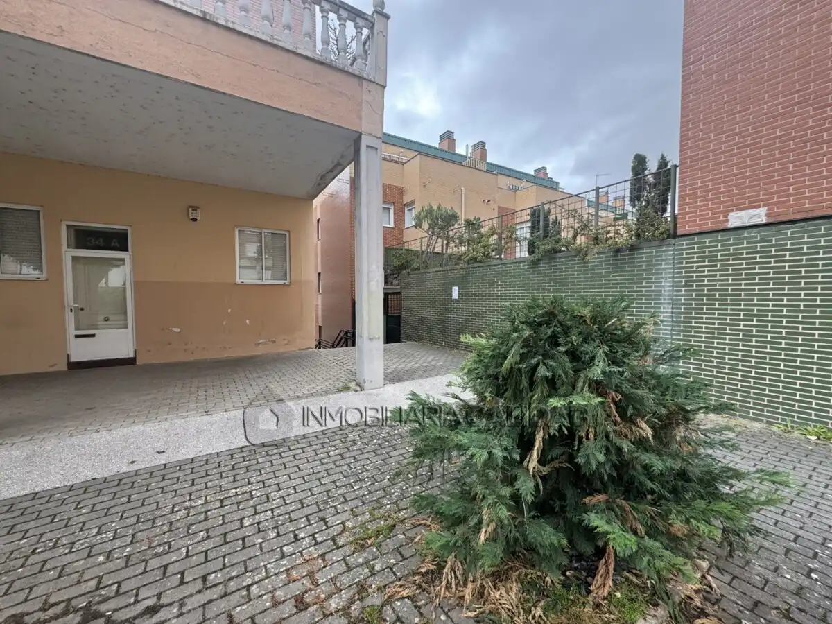 Vista exterior de Garaje en venta en Burgos