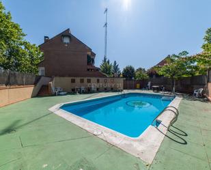 Swimming pool of House or chalet for sale in Alcorcón  with Air Conditioner and Swimming Pool