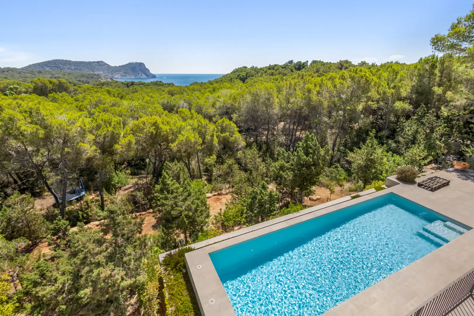 Piscina de Casa o xalet en venda en Santa Eulària des Riu amb Aire condicionat, Calefacció i Jardí privat