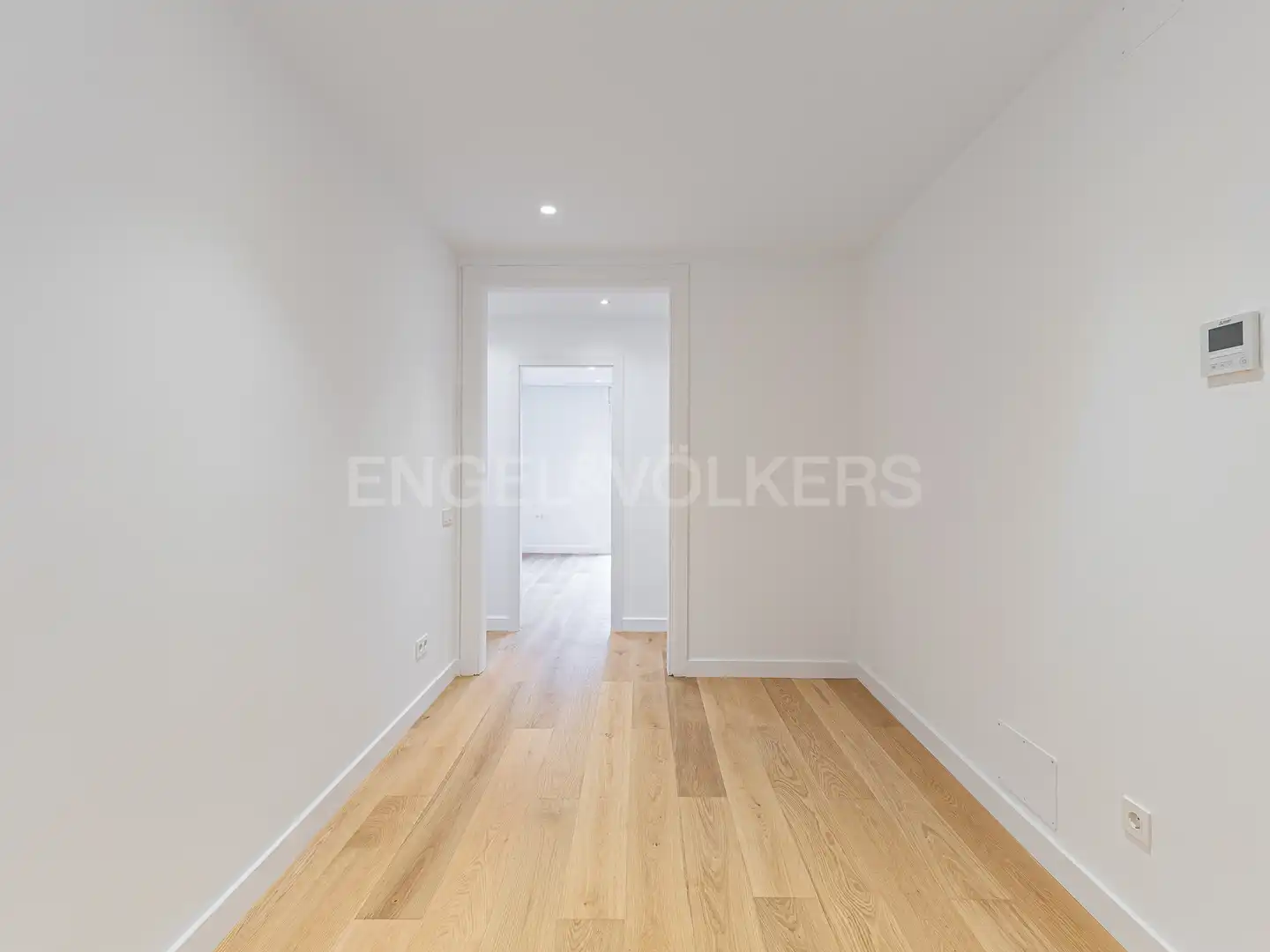Wohnung zur Miete in Barcelona mit Klimaanlage, Heizung und Parkett