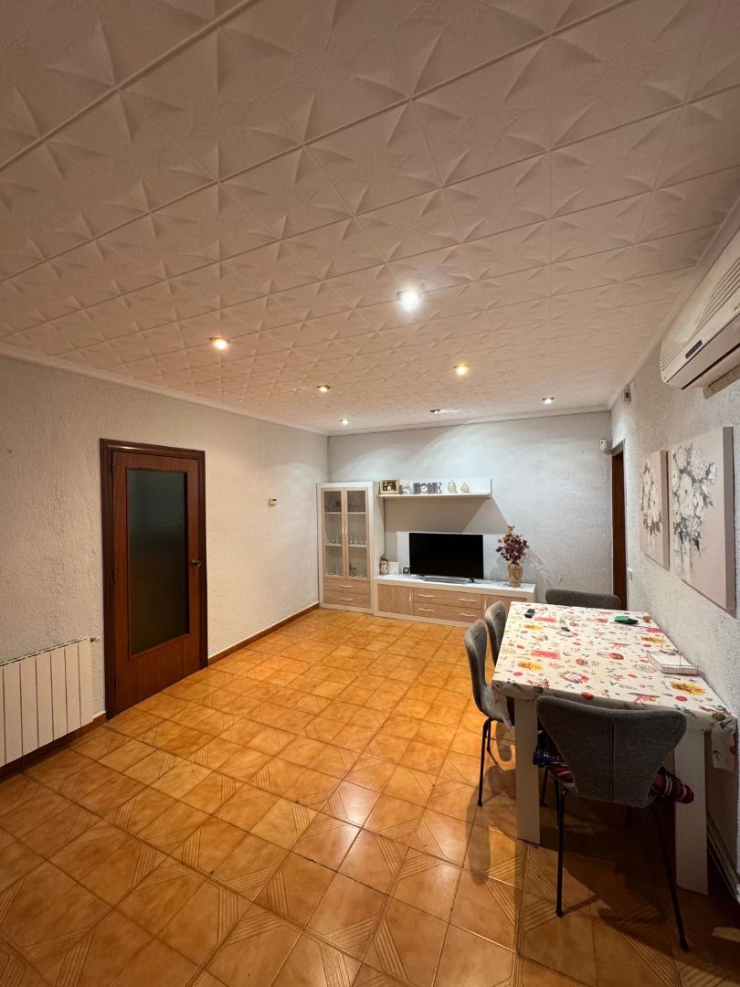 Piso en venta en Carrer de Richard Strauss, La Salut, Salut - Lloreda