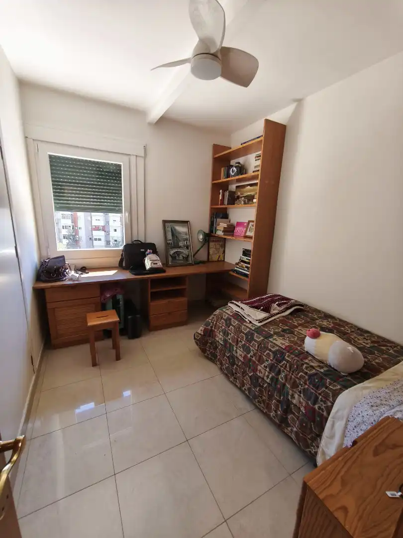 Schlafzimmer von Wohnung zur Miete in Sevilla mit Klimaanlage, Heizung und Terrasse
