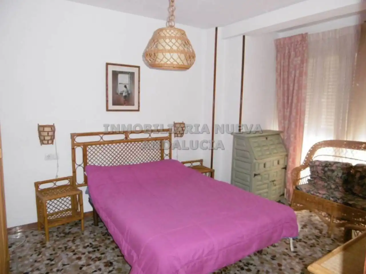 Habitación de Piso de alquiler en Almería con Aire acondicionado y Amueblado