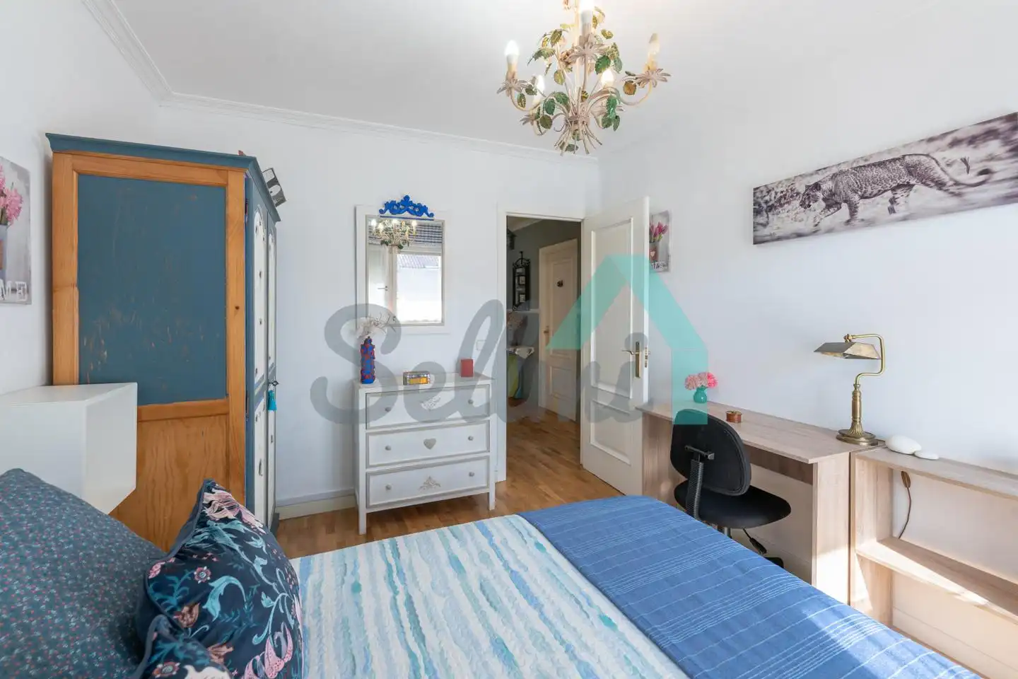 Schlafzimmer von Wohnung zur untervermieten in Siero mit Heizung, Privatgarten und Parkett