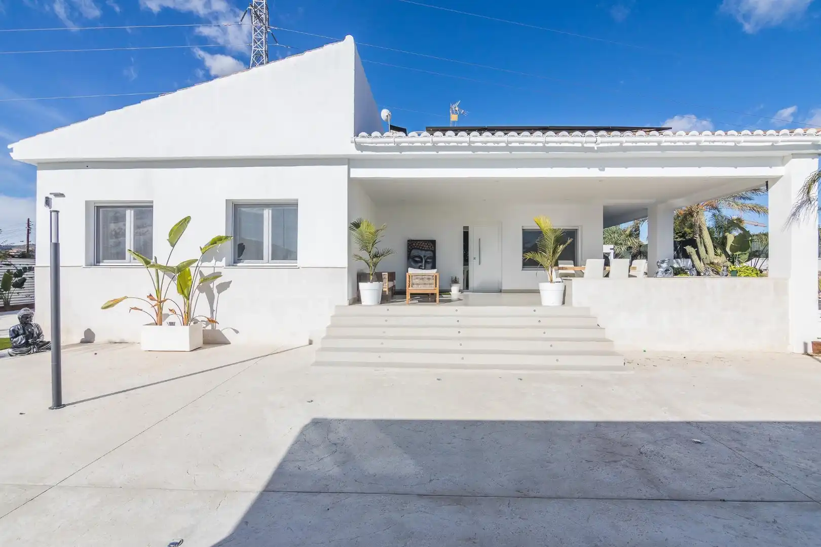 Exterior view of Houses for sale in Elche / Elx  with Air Conditioner, Private garden and Terrace