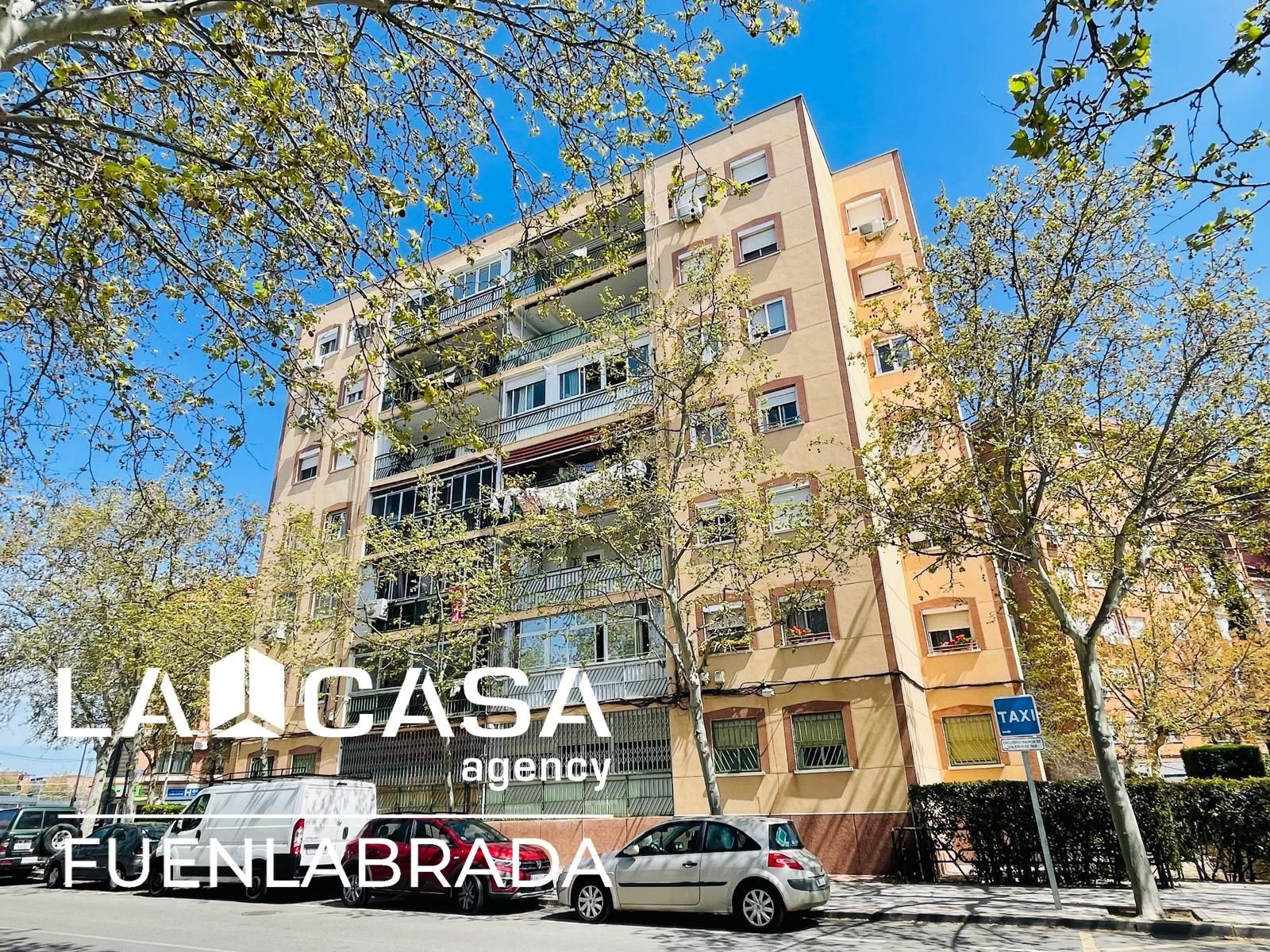 Vista exterior de Pis en venda en Fuenlabrada amb Terrassa