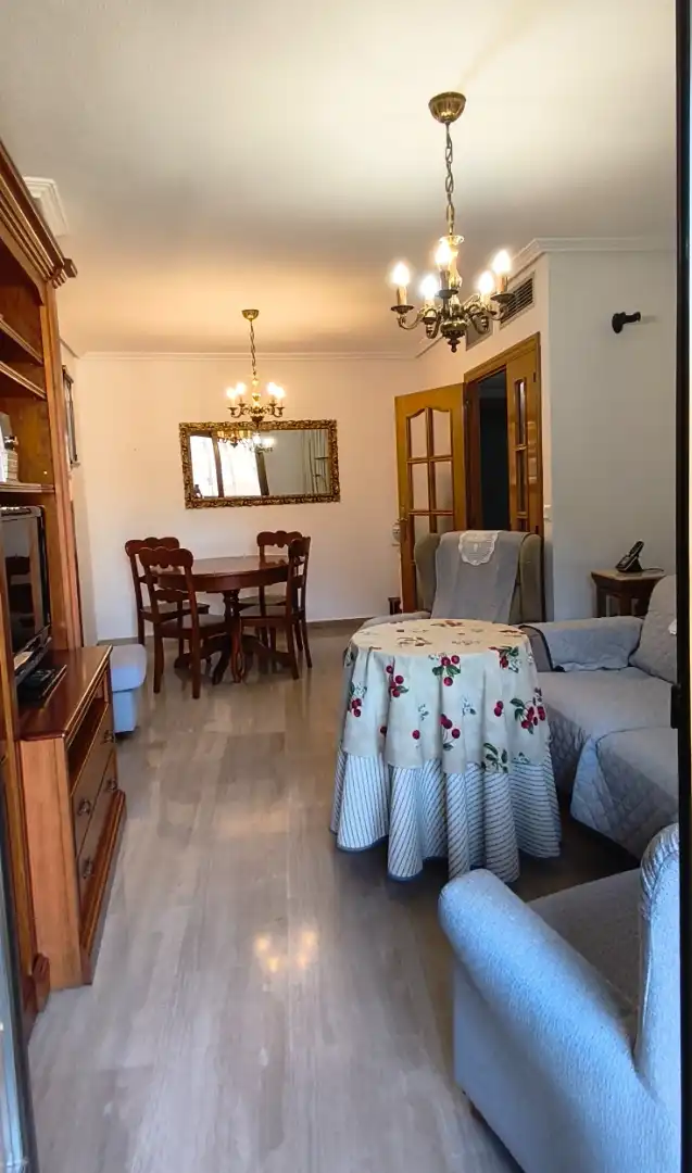 Dining room of Flat for sale in Zaragoza  with Air Conditioner, Heating and Parquet flooring