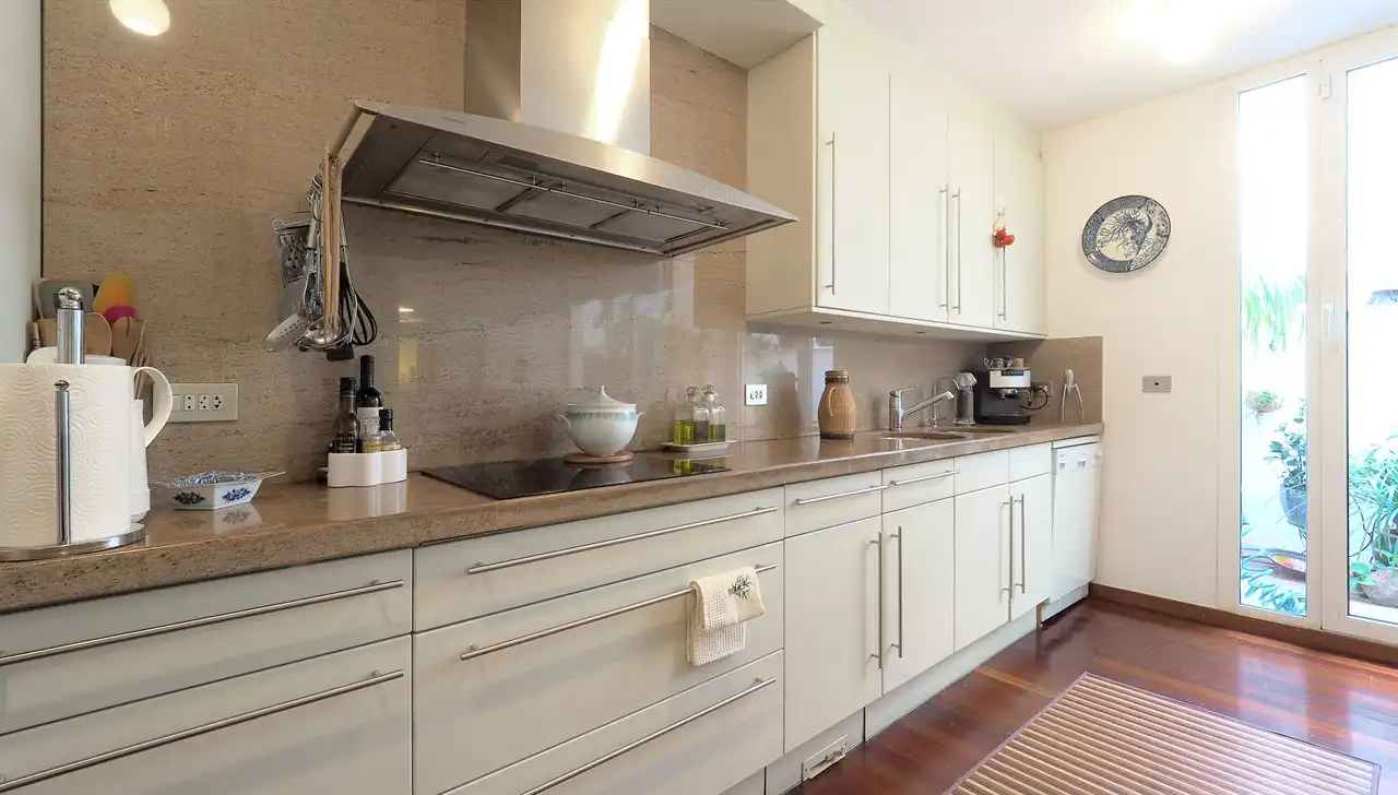 Kitchen of Houses for sale in Barcelona  with Parquet flooring, Terrace and Furnished