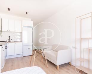 Bedroom of Flat to rent in  Madrid Capital  with Air Conditioner, Heating and Furnished